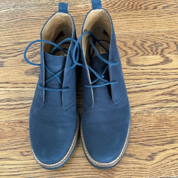 womens desert boots size 5